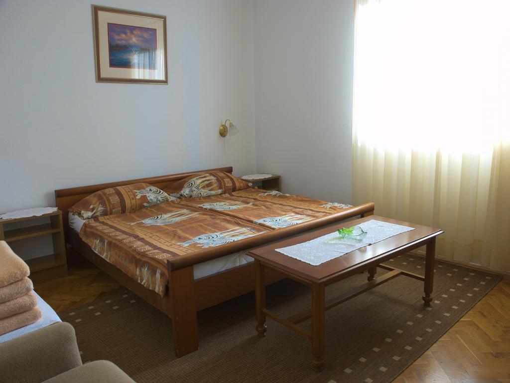 Nada Apartments Porec Exterior photo